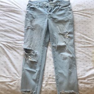 Abercrombie boyfriend jeans, white stripe